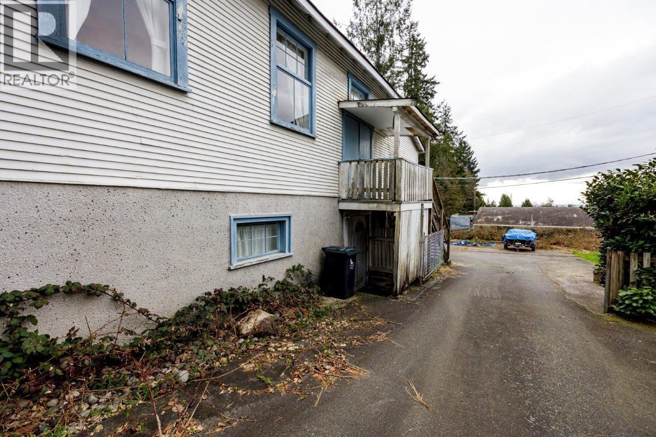 131 E Kings Road, North Vancouver, British Columbia  V7N 1H4 - Photo 14 - R3097196