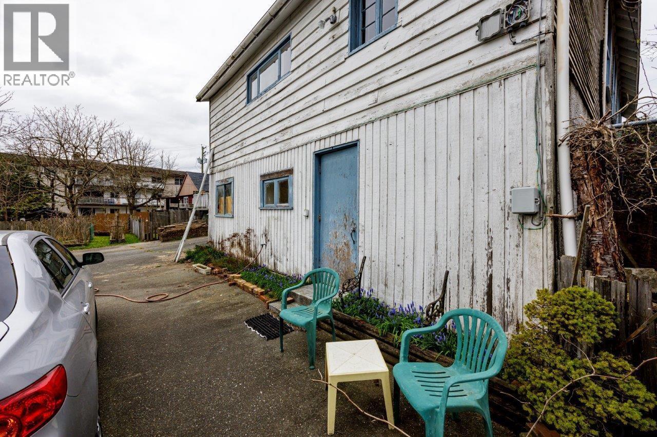 131 E Kings Road, North Vancouver, British Columbia  V7N 1H4 - Photo 18 - R3097196