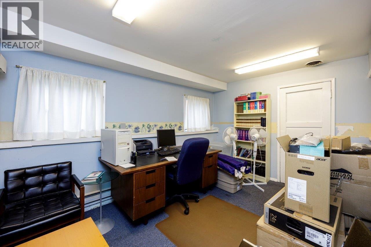 131 E Kings Road, North Vancouver, British Columbia  V7N 1H4 - Photo 23 - R3097196