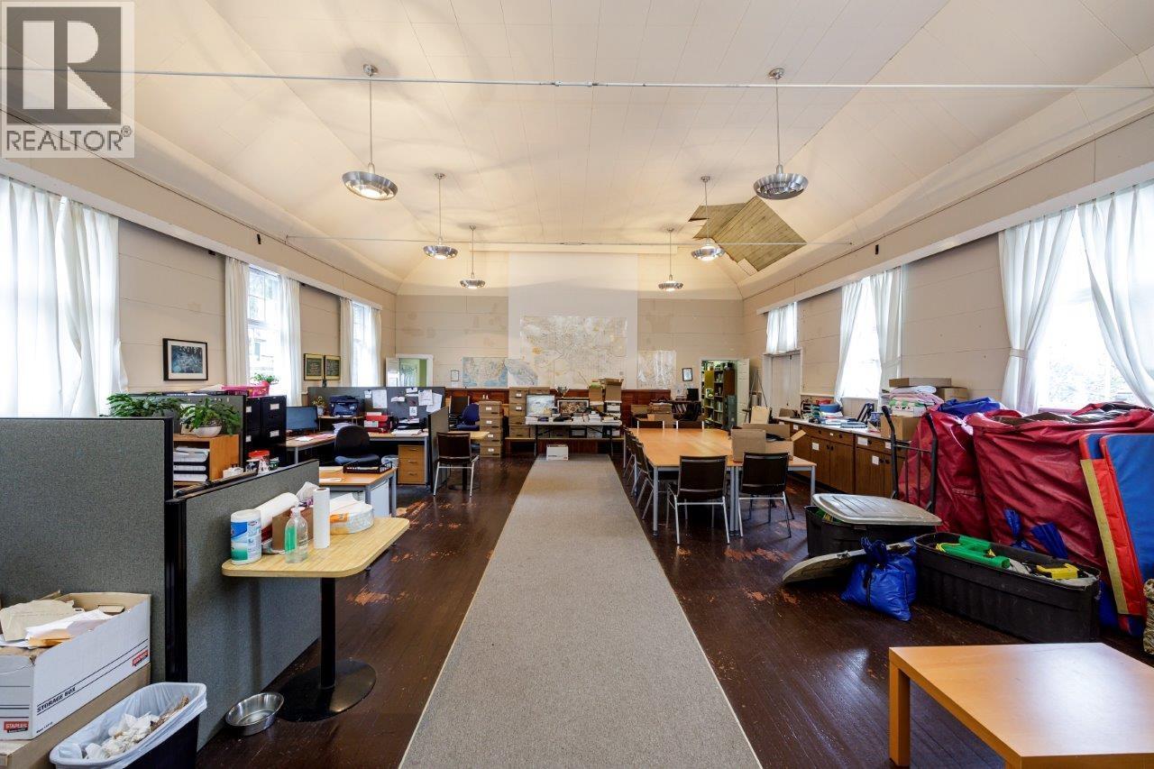 131 E Kings Road, North Vancouver, British Columbia  V7N 1H4 - Photo 26 - R3097196