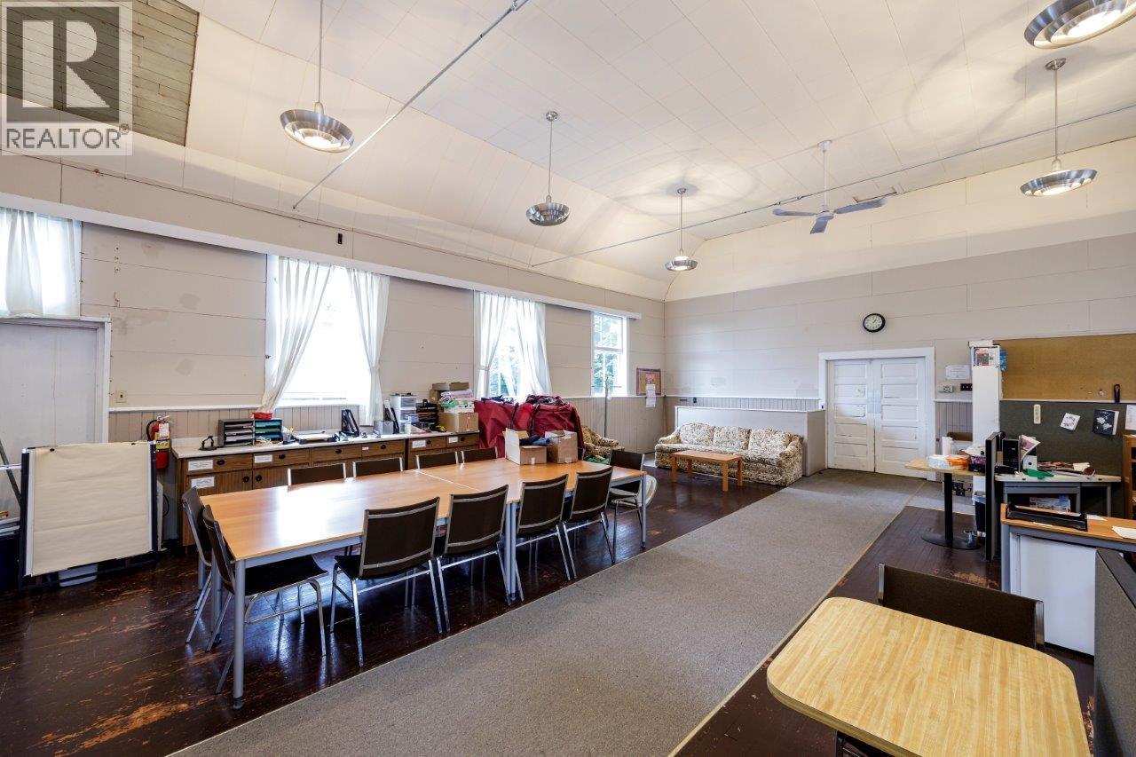 131 E Kings Road, North Vancouver, British Columbia  V7N 1H4 - Photo 28 - R3097196