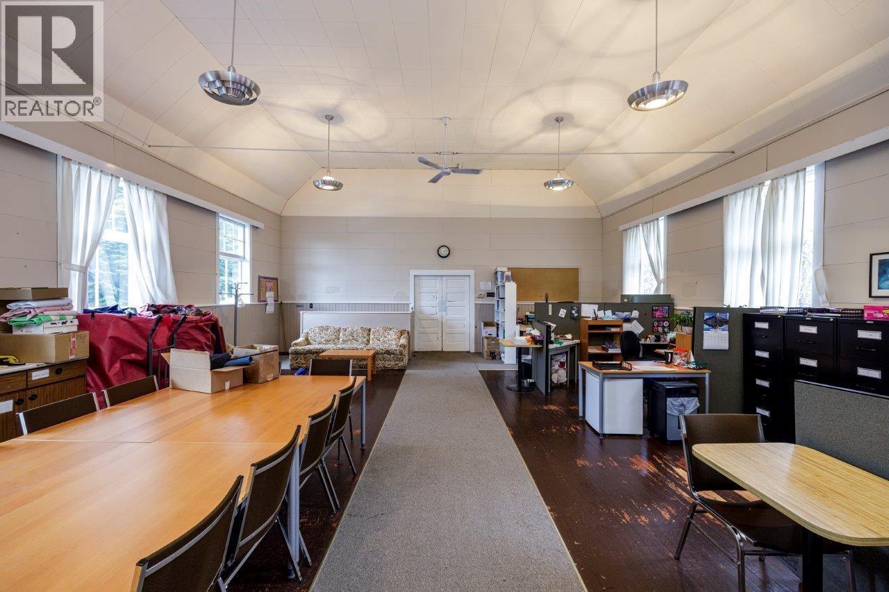 131 E Kings Road, North Vancouver, British Columbia  V7N 1H4 - Photo 29 - R3097196