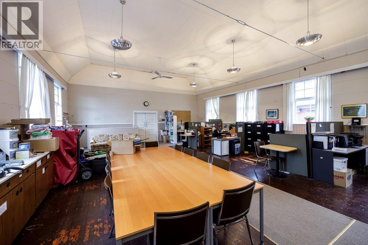 131 E Kings Road, North Vancouver, British Columbia  V7N 1H4 - Photo 30 - R3097196