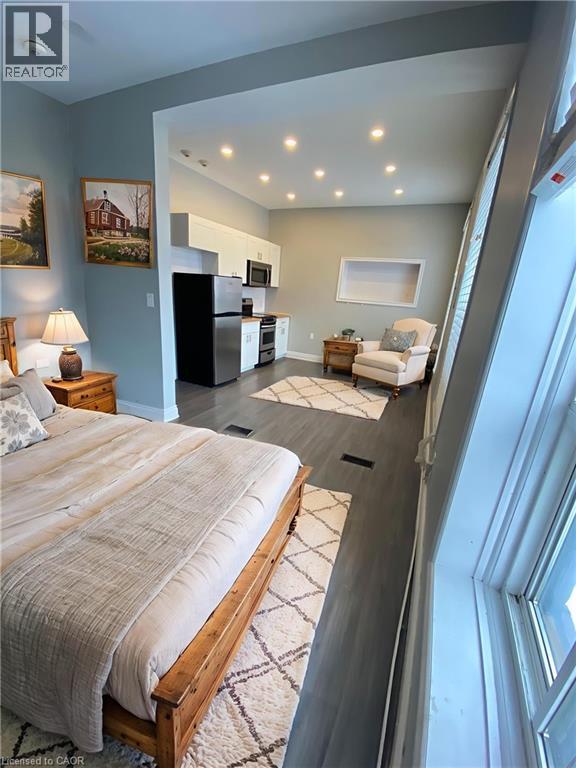 70 Victoria Avenue S Unit# 4, Hamilton, Ontario  L8N 2S7 - Photo 3 - 40810355