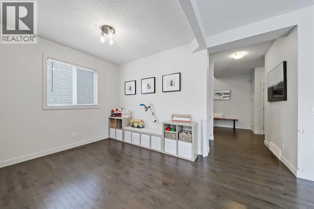 132 Valley Pointe Place Nw, Calgary, Alberta  T3B 6B1 - Photo 12 - A2290668