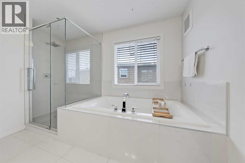 132 Valley Pointe Place Nw, Calgary, Alberta  T3B 6B1 - Photo 20 - A2290668