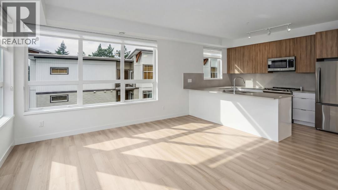 401 11913 Burnett Street, Maple Ridge, British Columbia  V2X 4N1 - Photo 3 - R3095879