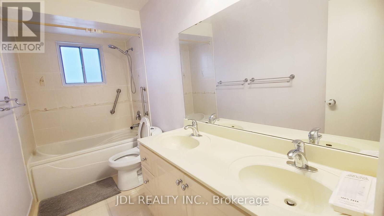 4 Lowbank Court, Toronto, Ontario  M2M 3A4 - Photo 16 - C12857404