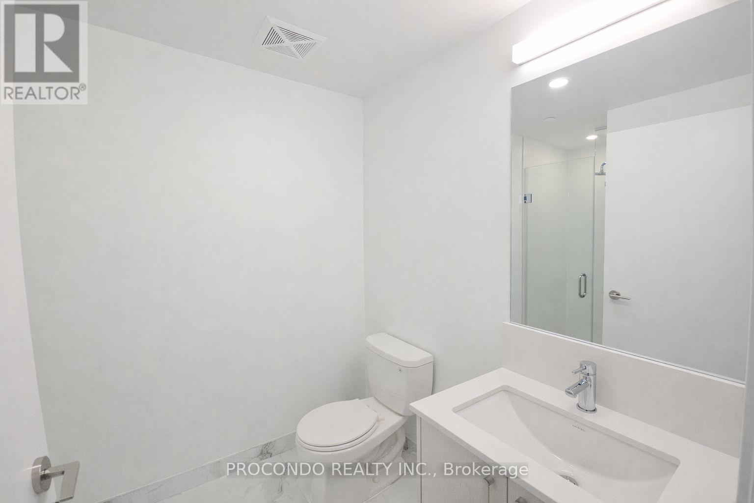 30 Dreamers Way, Toronto, Ontario  M5A 0Y7 - Photo 13 - C12857414