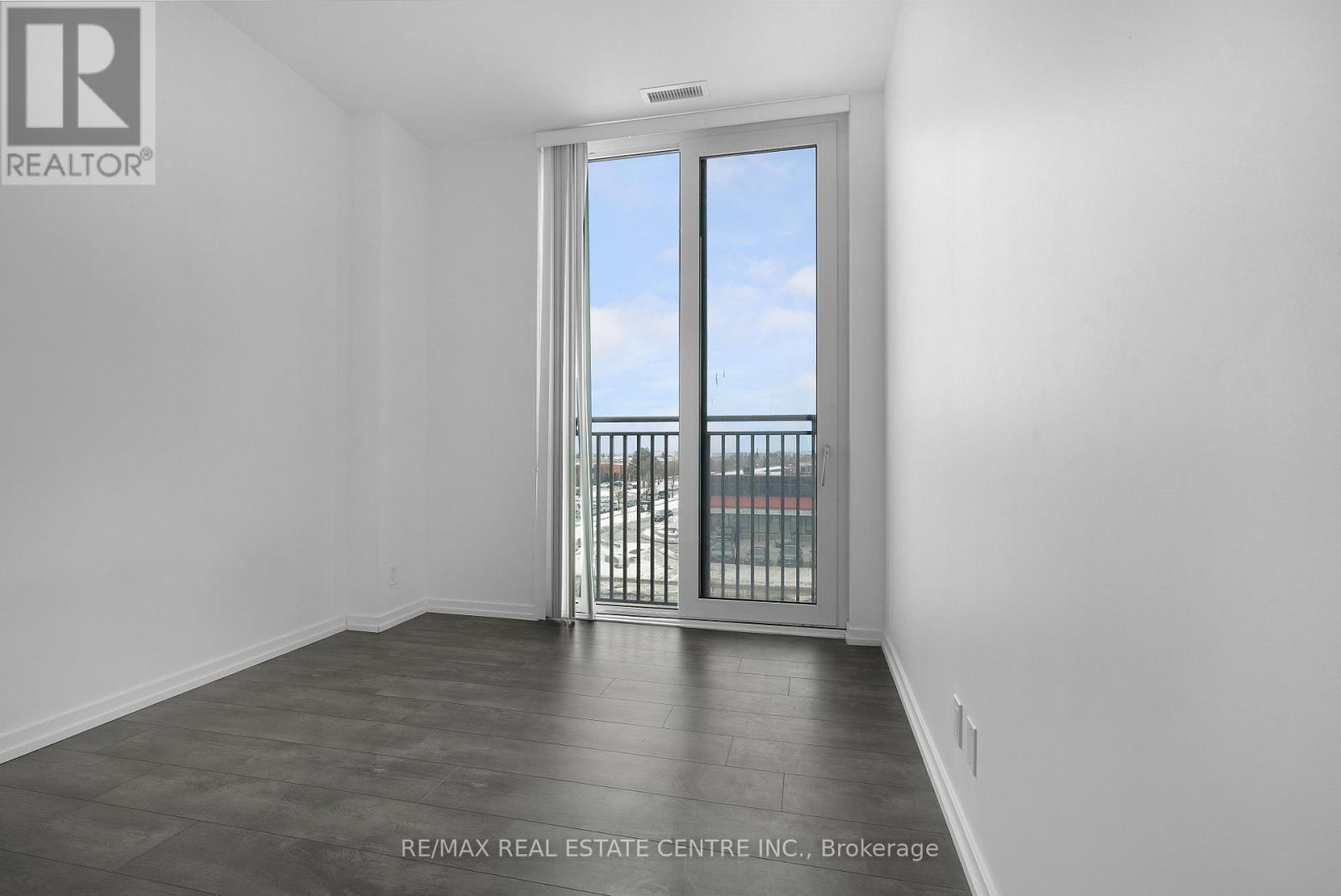 310 - 1000 Portage Parkway, Vaughan, Ontario  L4K 0L1 - Photo 15 - N12857400