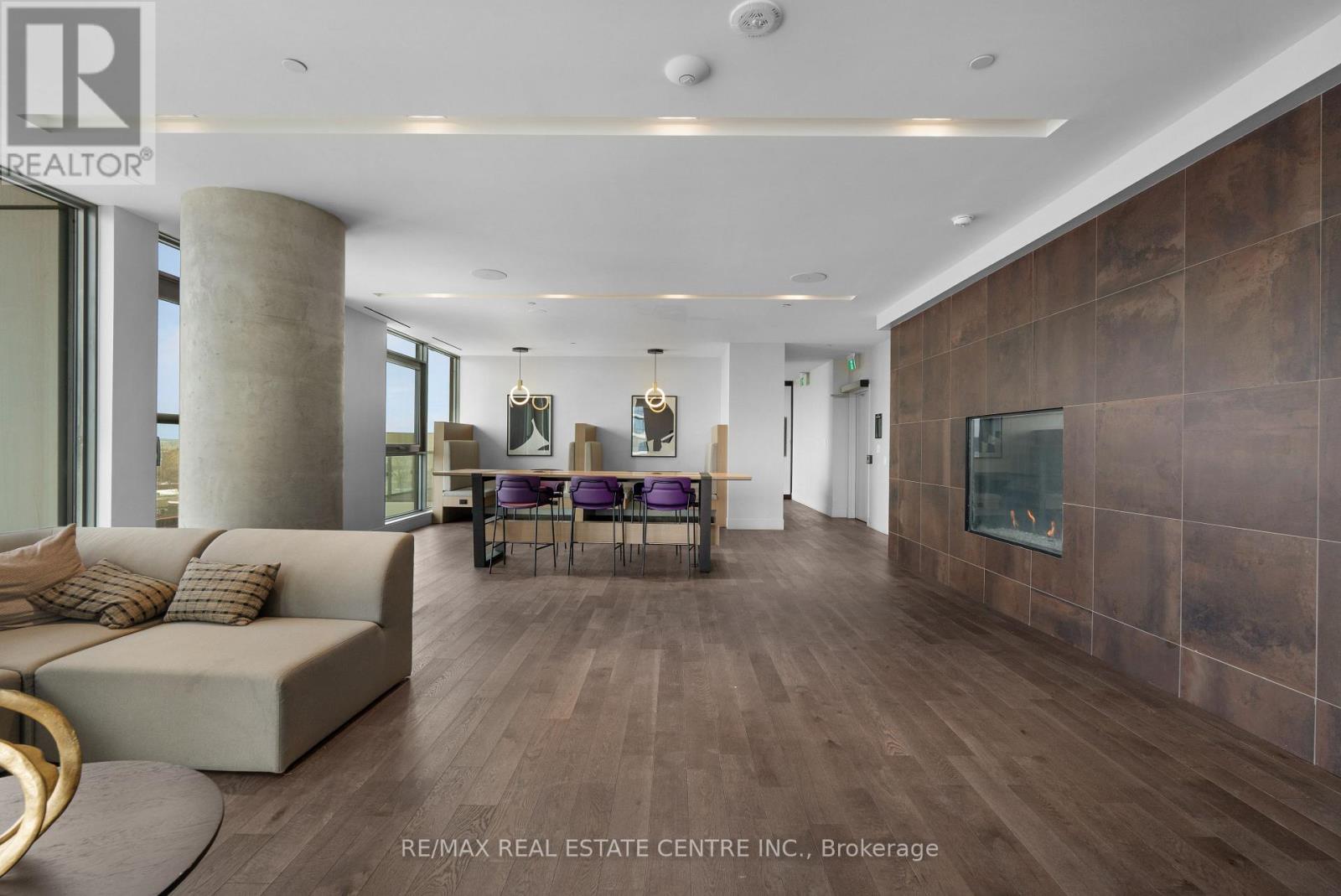 310 - 1000 Portage Parkway, Vaughan, Ontario  L4K 0L1 - Photo 32 - N12857400