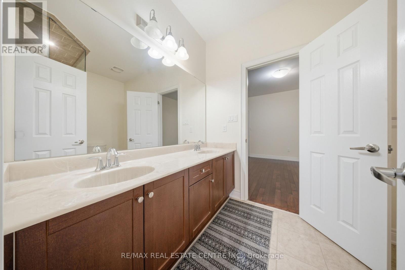 3290 Erin Centre Boulevard, Mississauga, Ontario  L5M 0K9 - Photo 34 - W12857412