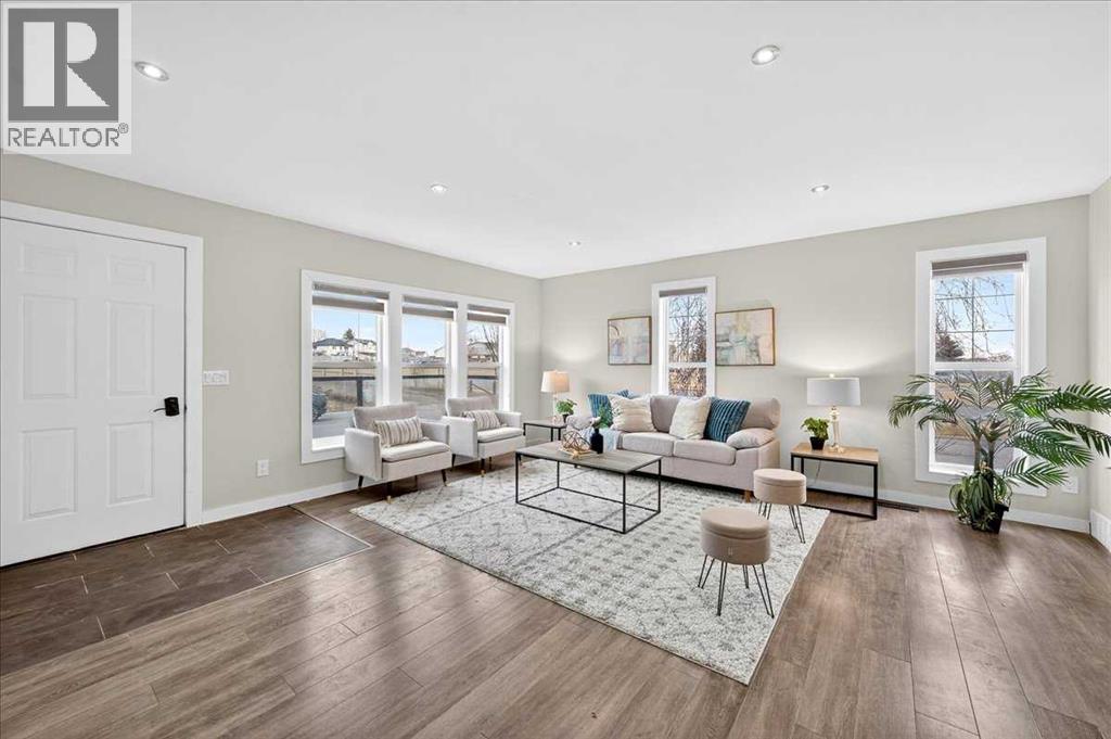 2103 Country Hills Circle Nw, Calgary, Alberta  T3K 4Z3 - Photo 4 - A2288133