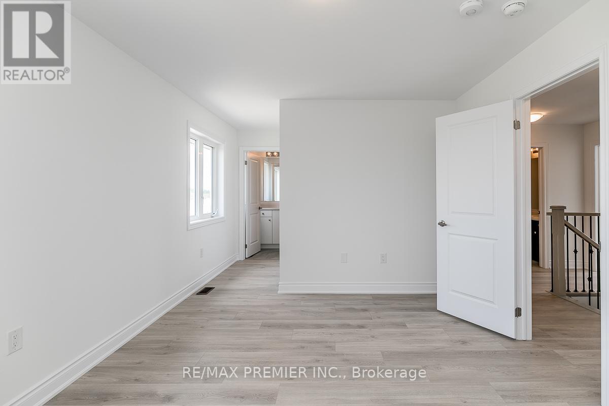 57 Union Boulevard, Wasaga Beach, Ontario  L9Z 0M2 - Photo 27 - S12757132