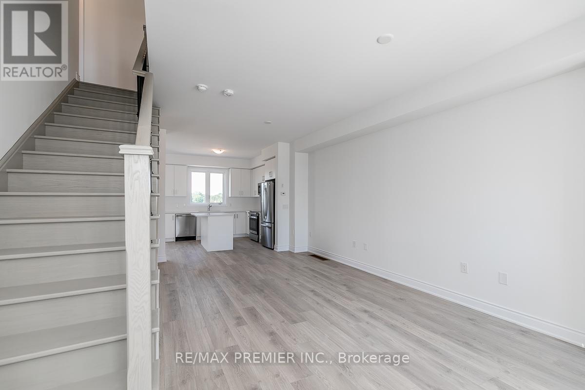 57 Union Boulevard, Wasaga Beach, Ontario  L9Z 0M2 - Photo 6 - S12757132