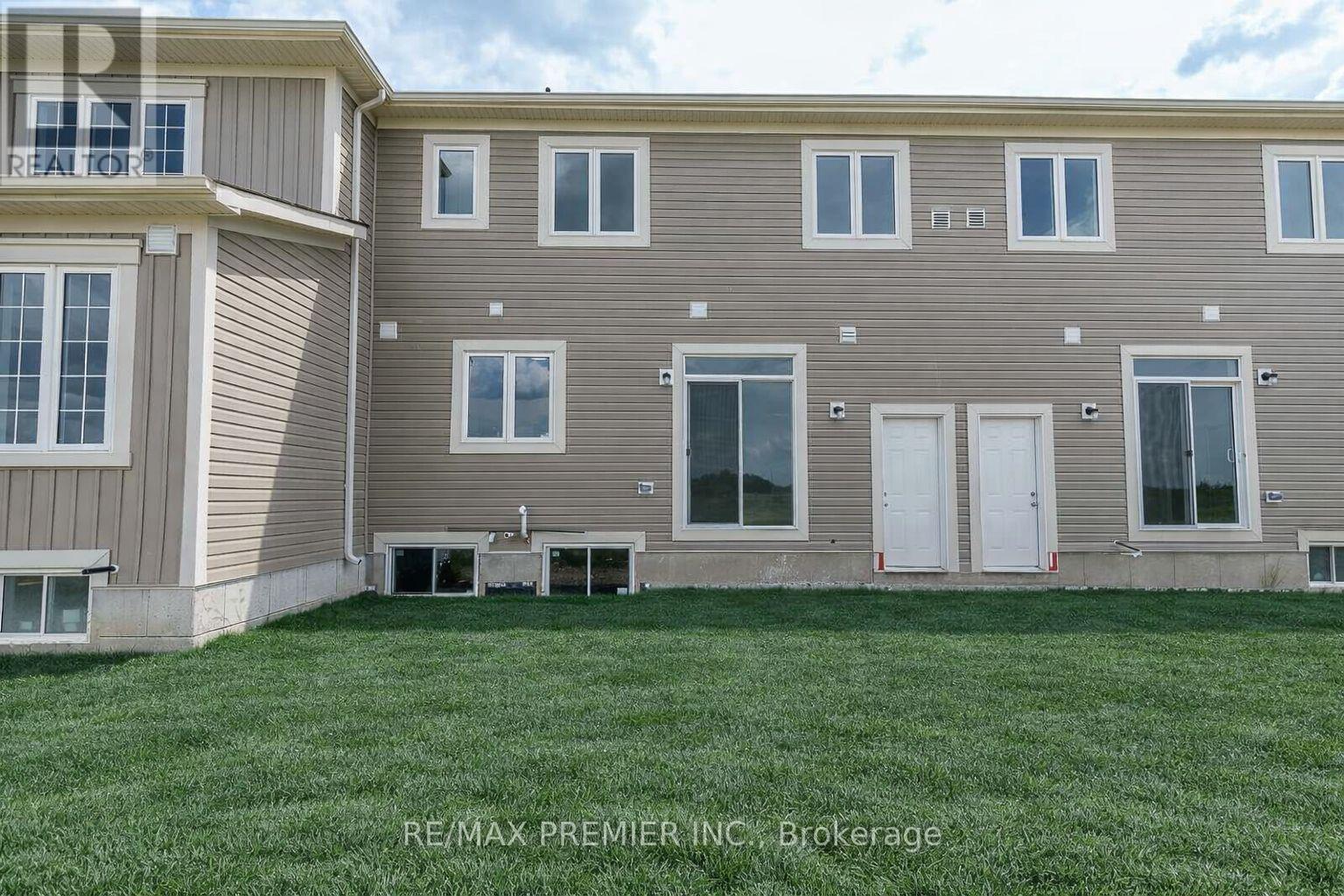 57 Union Boulevard, Wasaga Beach, Ontario  L9Z 0M2 - Photo 46 - S12757132