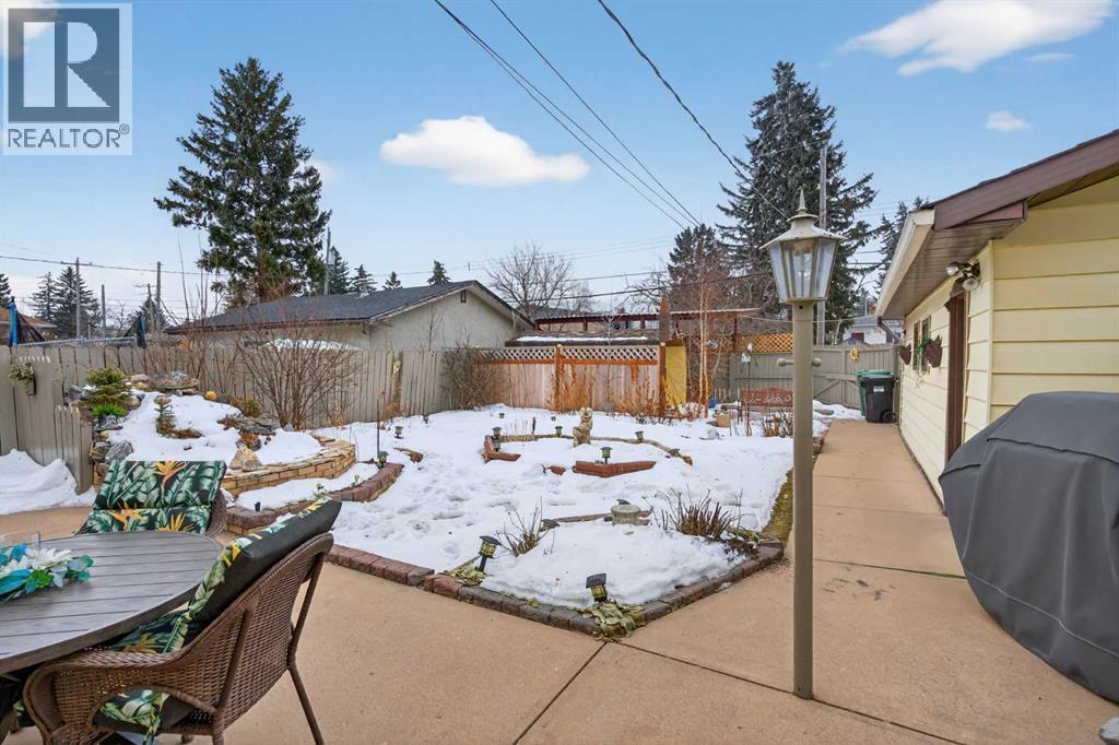 19 Beaupre Crescent Nw, Calgary, Alberta  T3B 2S9 - Photo 45 - A2290158