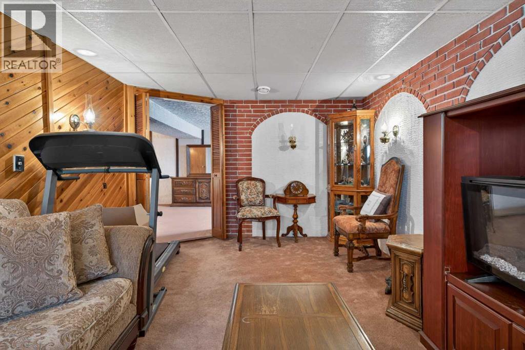 19 Beaupre Crescent Nw, Calgary, Alberta  T3B 2S9 - Photo 32 - A2290158