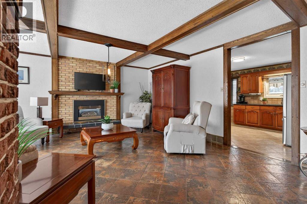 19 Beaupre Crescent Nw, Calgary, Alberta  T3B 2S9 - Photo 6 - A2290158