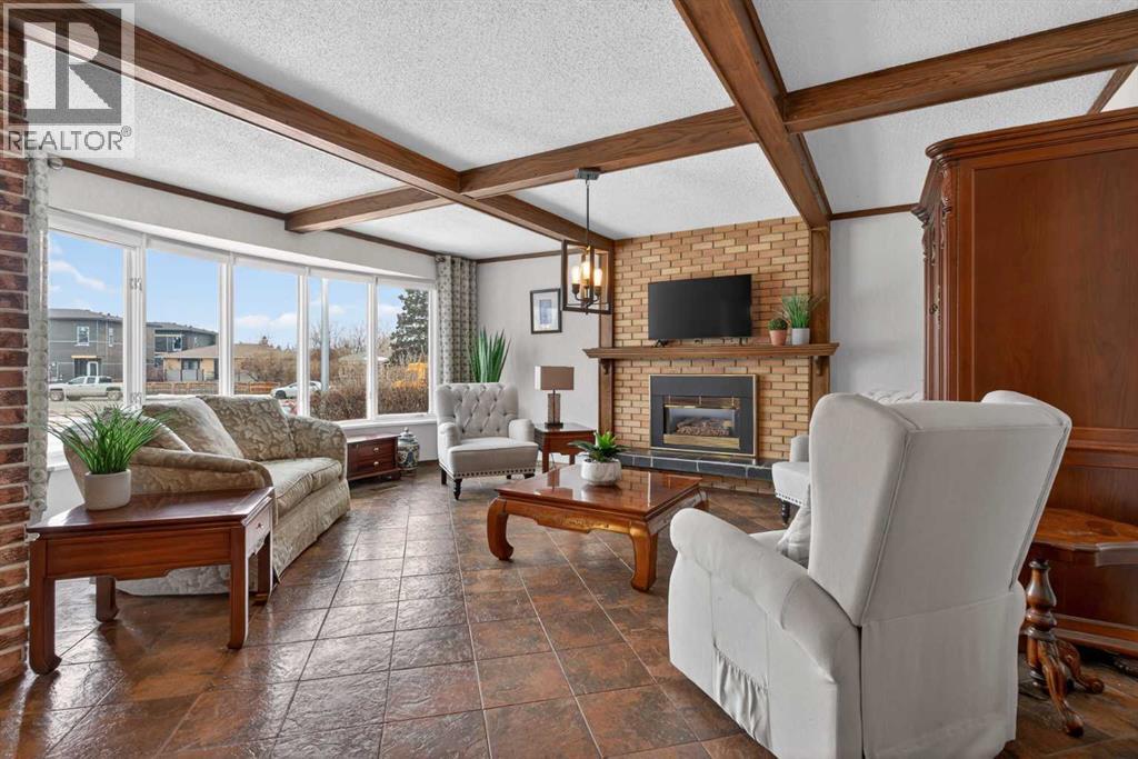 19 Beaupre Crescent Nw, Calgary, Alberta  T3B 2S9 - Photo 7 - A2290158