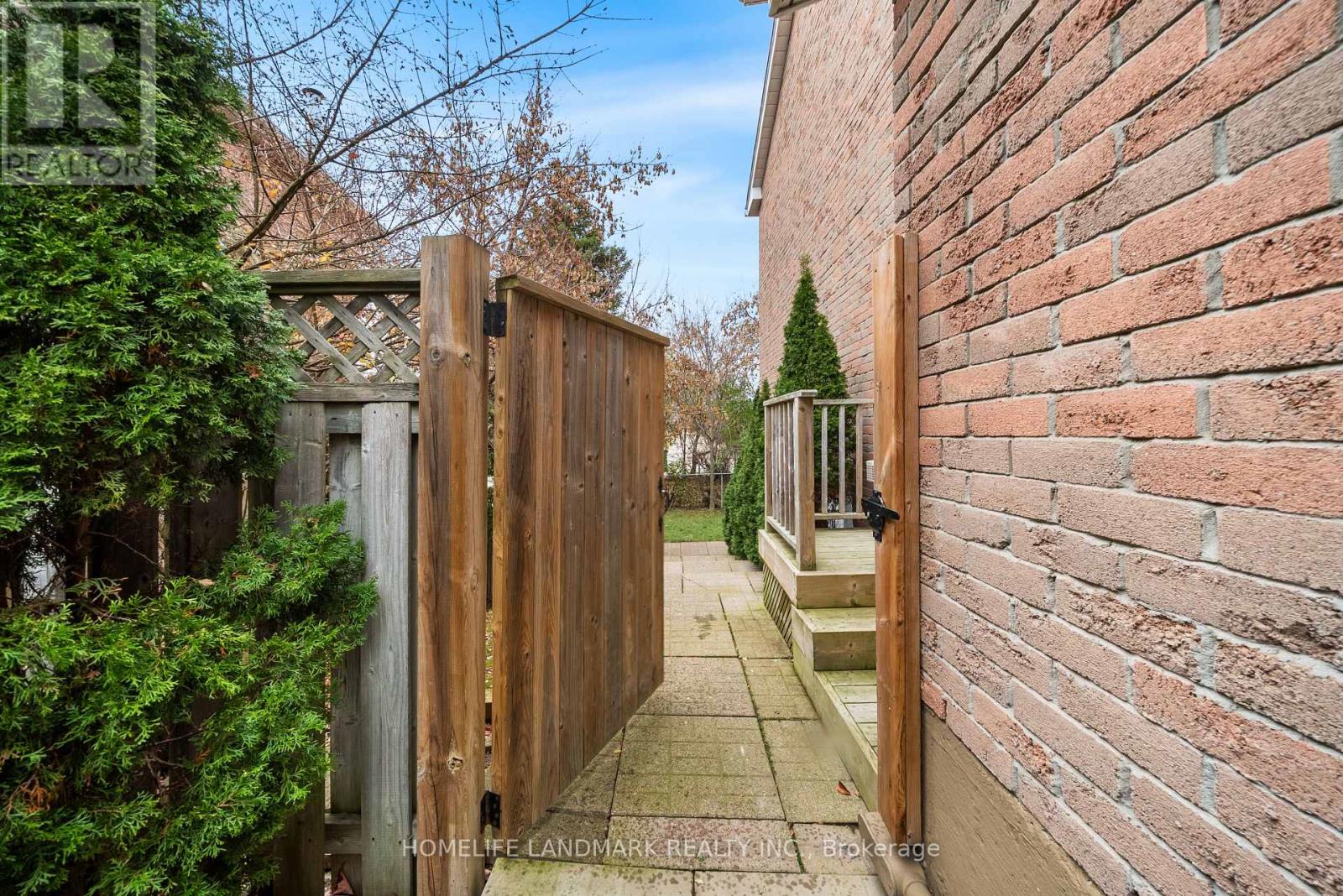 333 Rannie Road, Newmarket, Ontario  L3X 1K3 - Photo 35 - N12857430