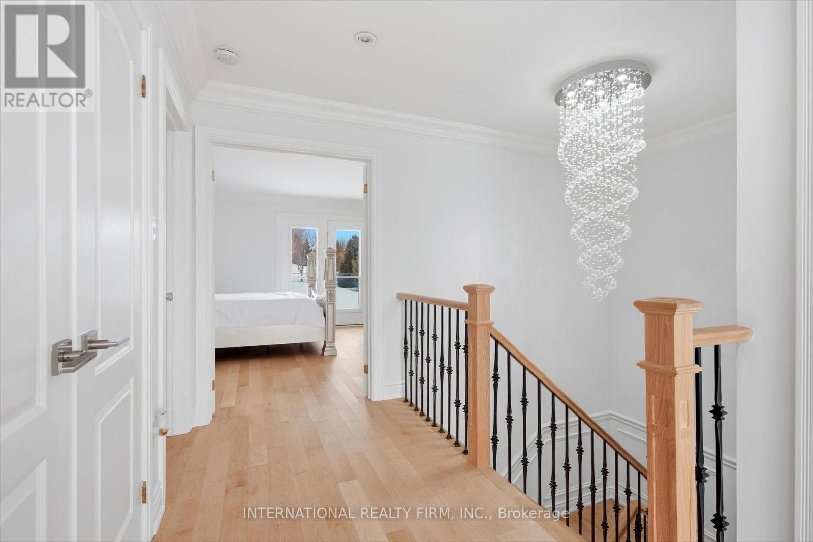 130 Andrews Drive, Bradford West Gwillimbury, Ontario  L0G 1A0 - Photo 19 - N12837738