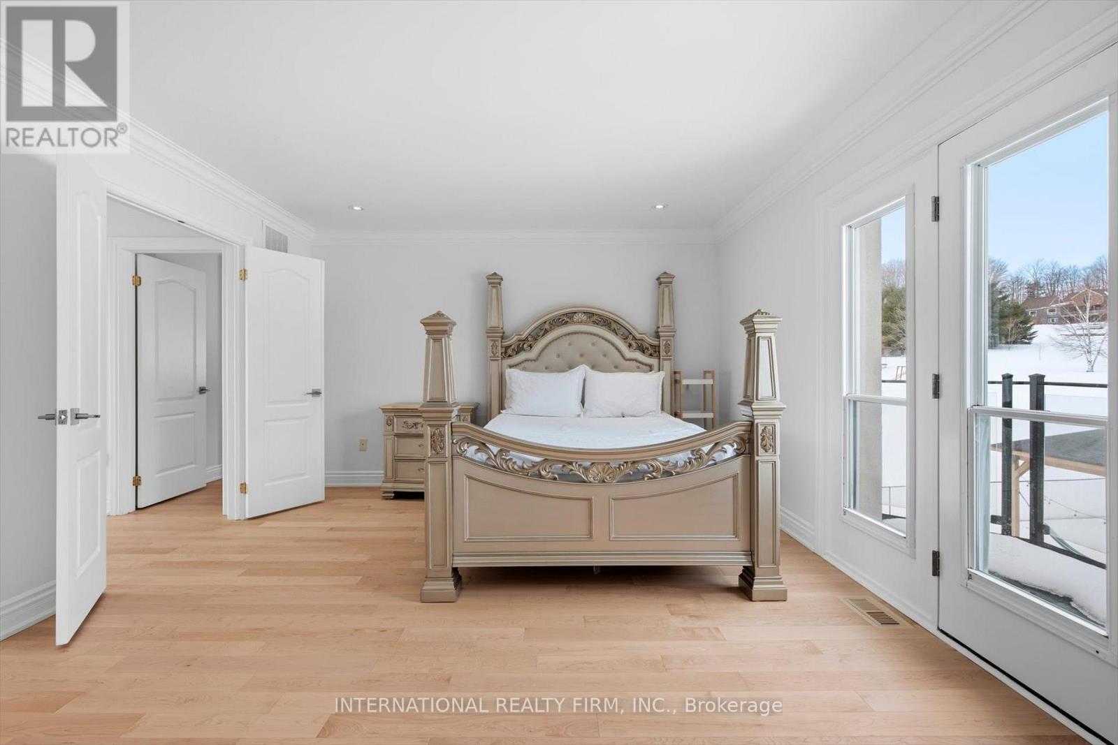 130 Andrews Drive, Bradford West Gwillimbury, Ontario  L0G 1A0 - Photo 27 - N12837738