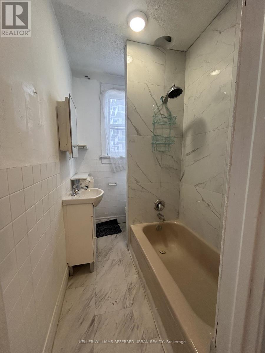 6 - 28 Springhurst Avenue, Toronto, Ontario  M6K 1B3 - Photo 10 - W12857426