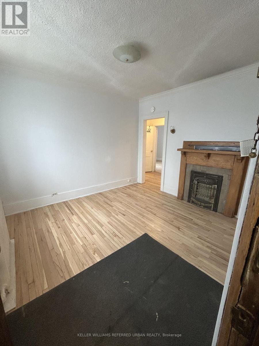 6 - 28 Springhurst Avenue, Toronto, Ontario  M6K 1B3 - Photo 2 - W12857426