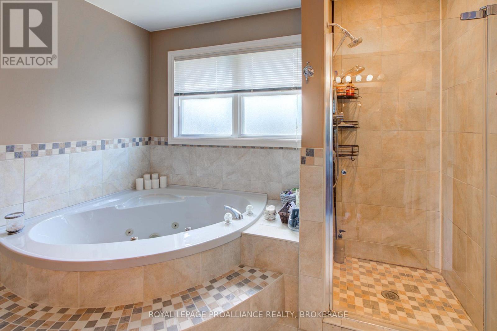 605 Fernmoor Drive, Kingston (East Gardiners Rd), Ontario  K7M 8K5 - Photo 18 - X12850970