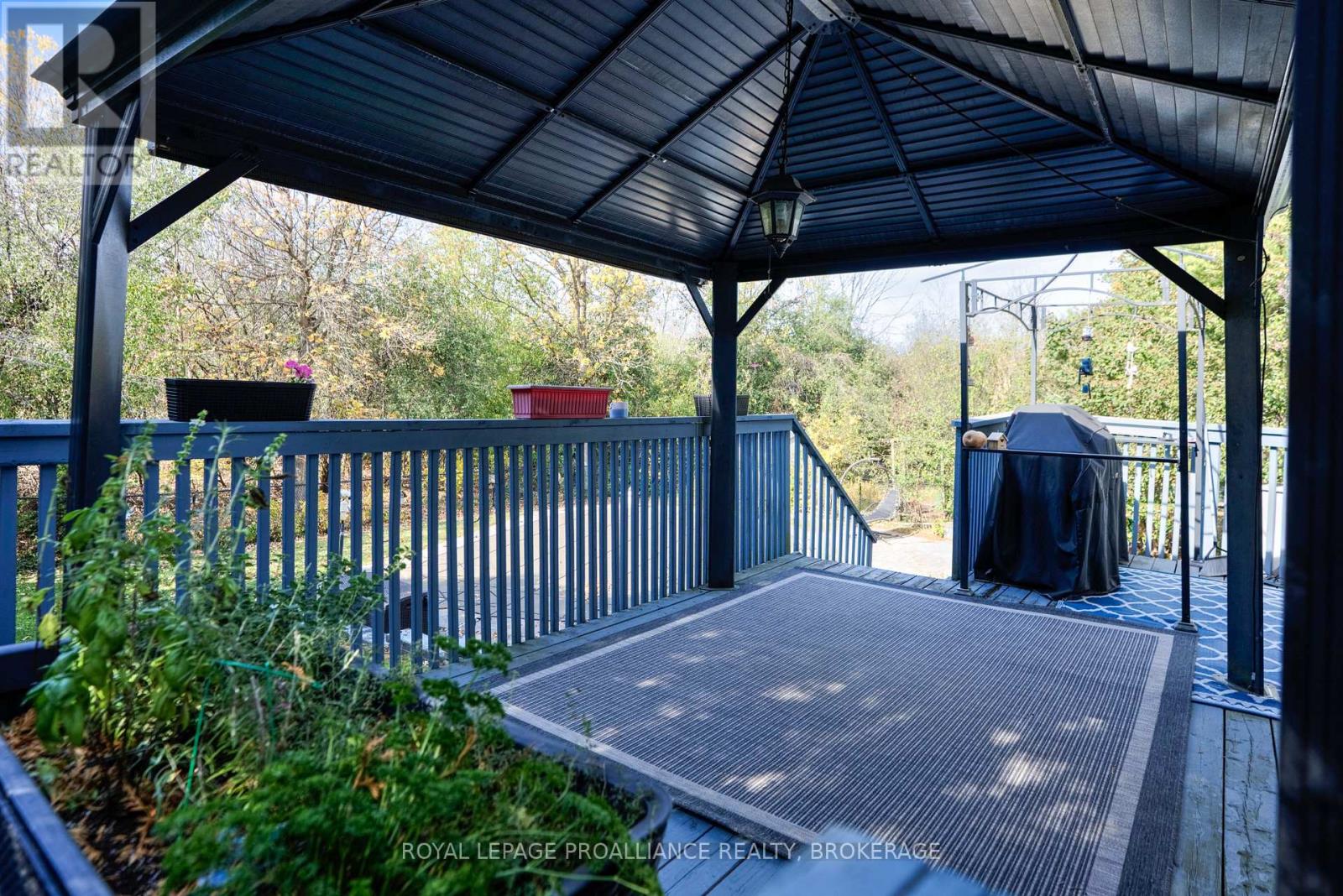 605 Fernmoor Drive, Kingston (East Gardiners Rd), Ontario  K7M 8K5 - Photo 37 - X12850970