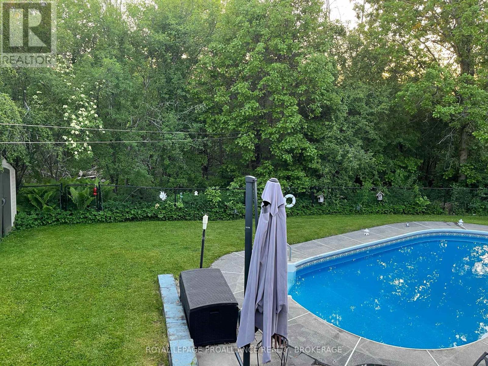 605 Fernmoor Drive, Kingston (East Gardiners Rd), Ontario  K7M 8K5 - Photo 34 - X12850970