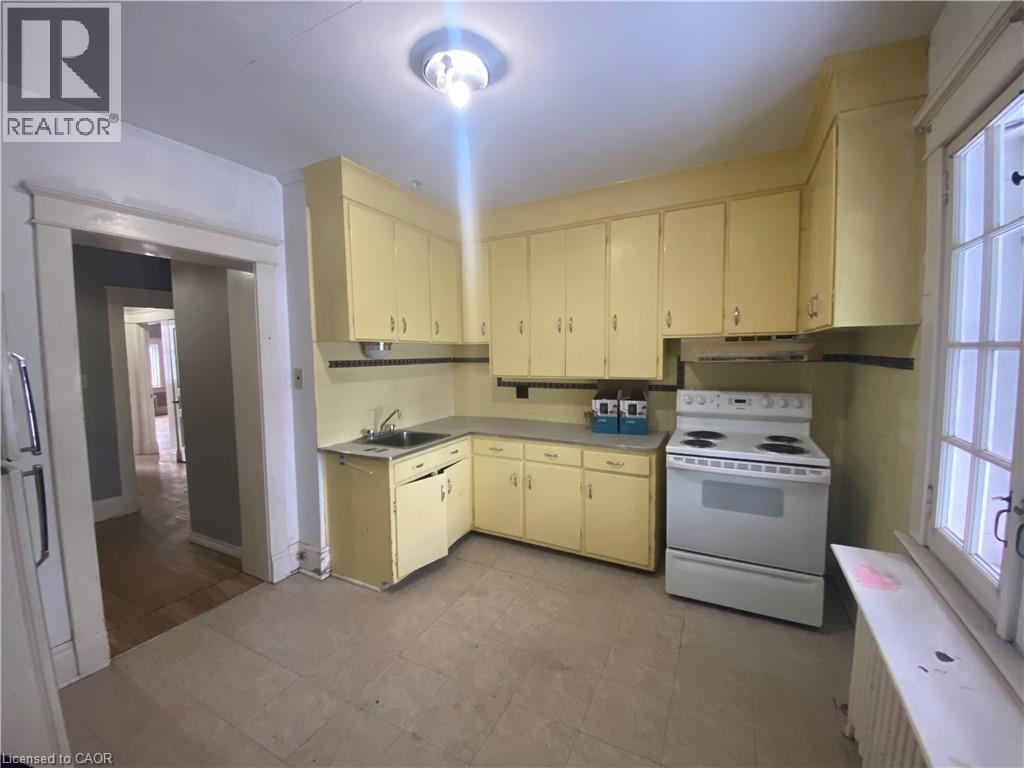 32 Simeon Street, Kitchener, Ontario  N2H 1S1 - Photo 12 - 40796933