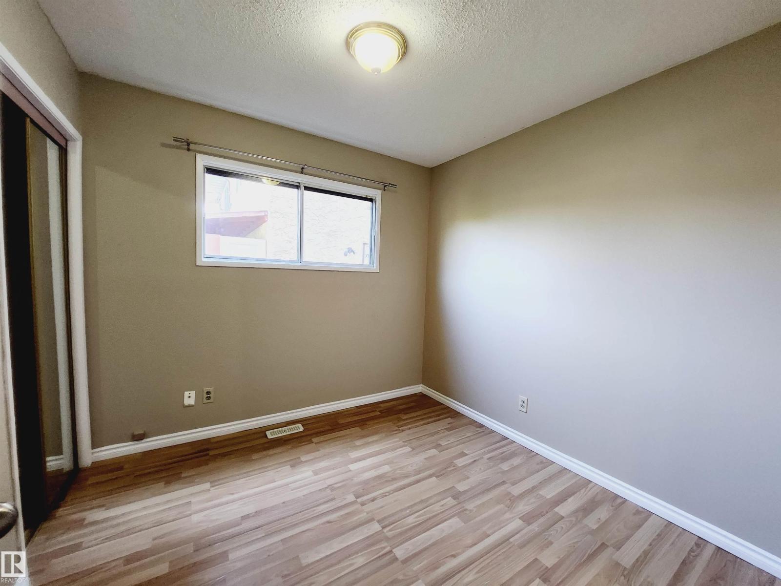 12214 77 St Nw, Edmonton, Alberta  T5B 2H1 - Photo 12 - E4476421