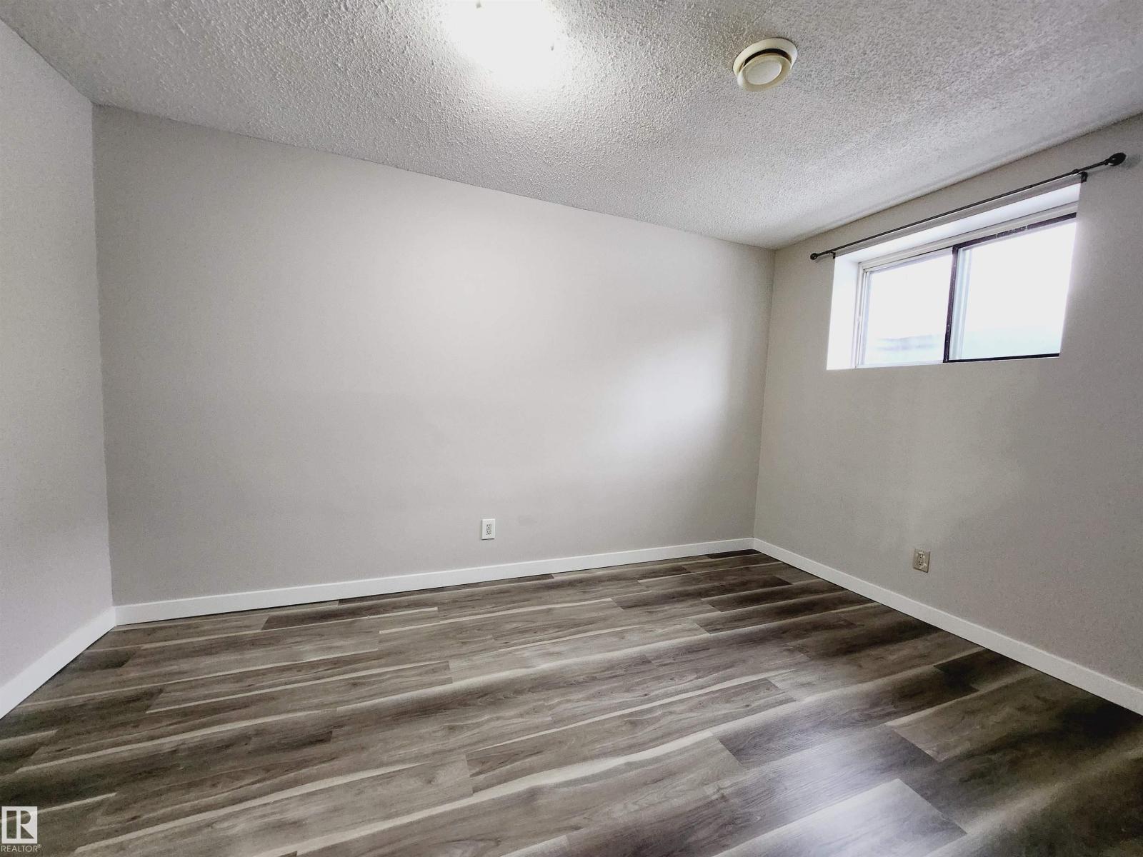 12212-12214 77 St Nw, Edmonton, Alberta  T5B 2G9 - Photo 18 - E4476423