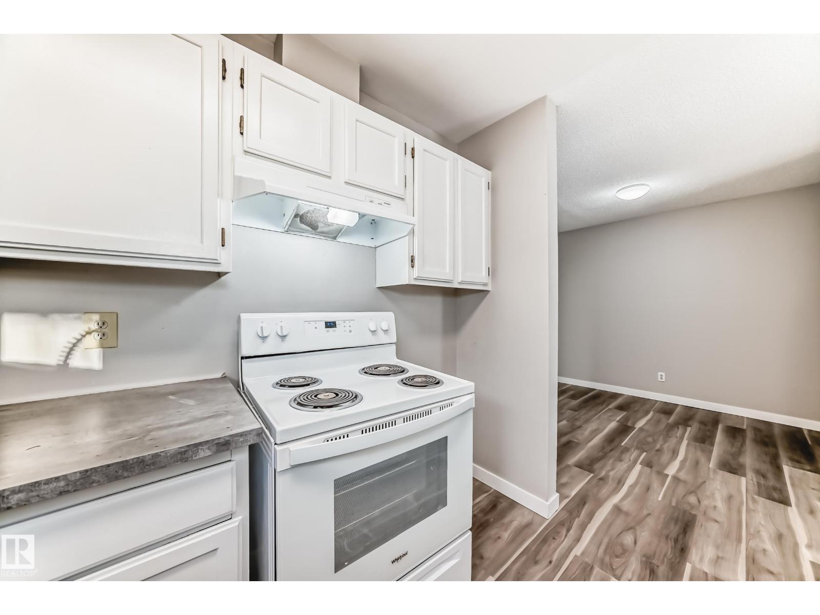 12212-12214 77 St Nw, Edmonton, Alberta  T5B 2G9 - Photo 33 - E4476423