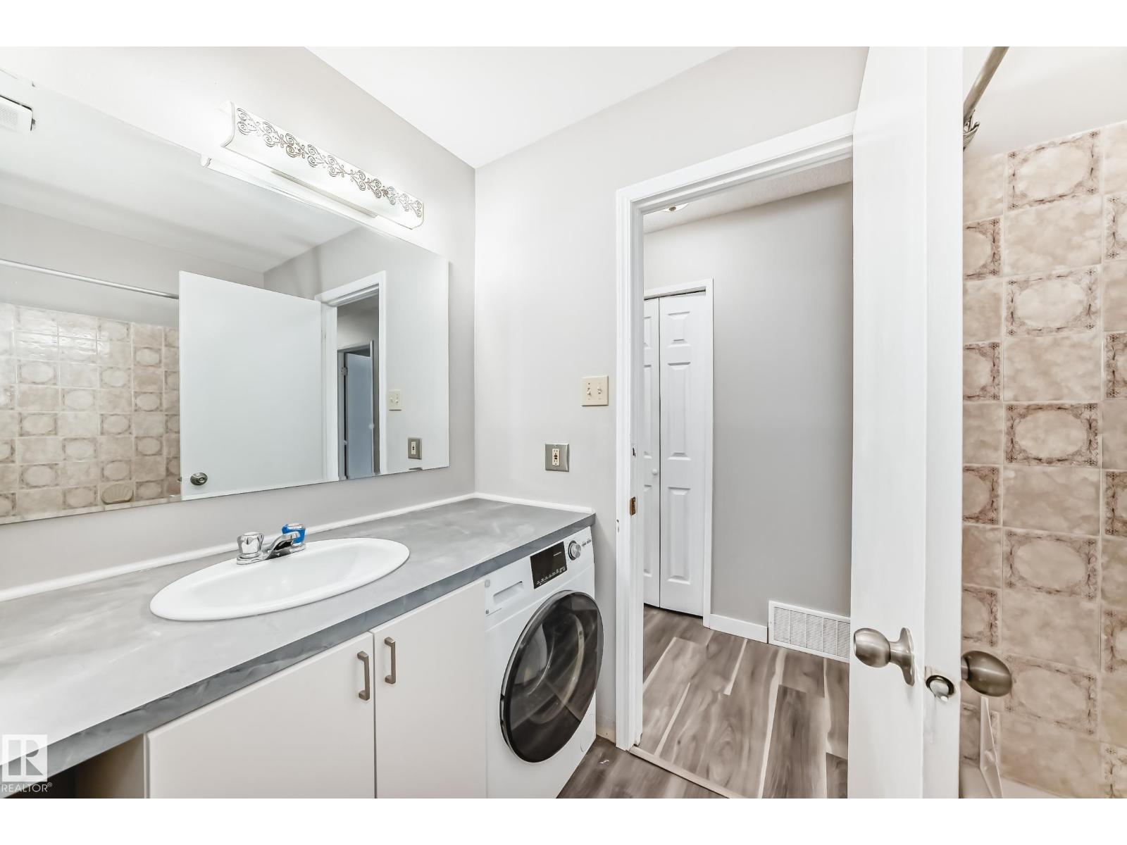 12212-12214 77 St Nw, Edmonton, Alberta  T5B 2G9 - Photo 46 - E4476423