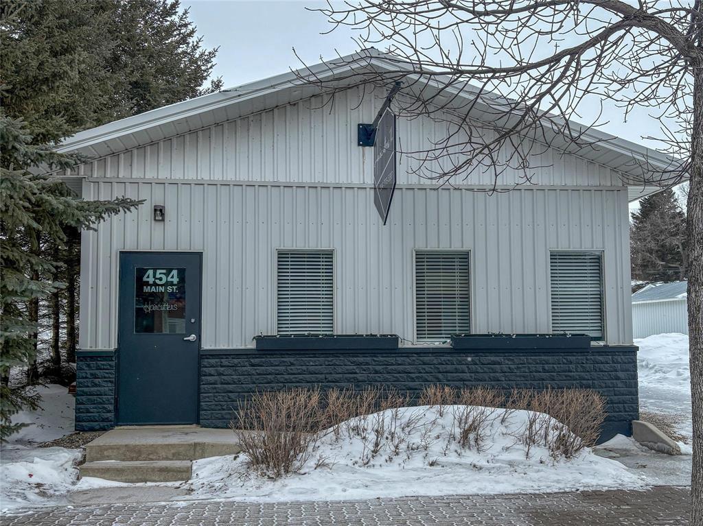 454 Main Street, Russell, Manitoba