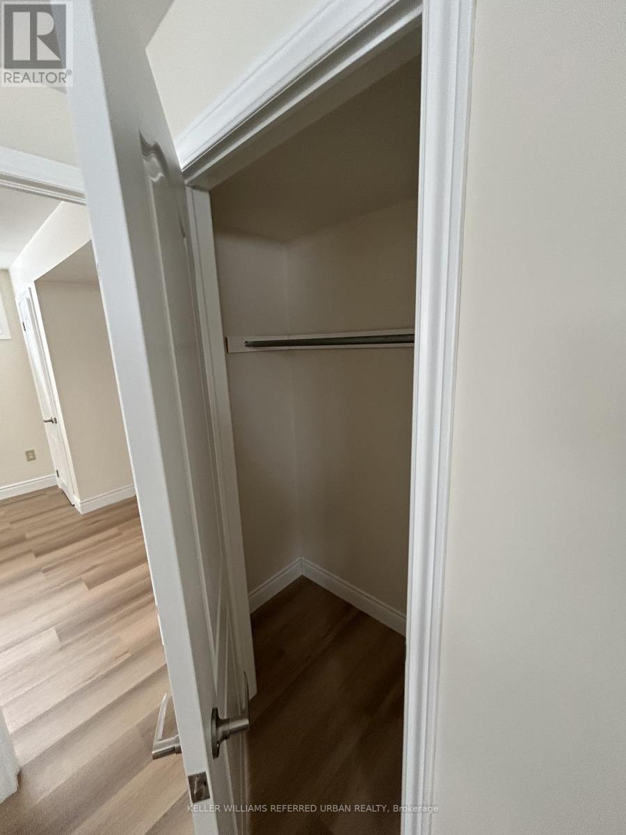 Lower - 8114 Torbram Road, Brampton, Ontario  L6T 4K6 - Photo 14 - W12857446