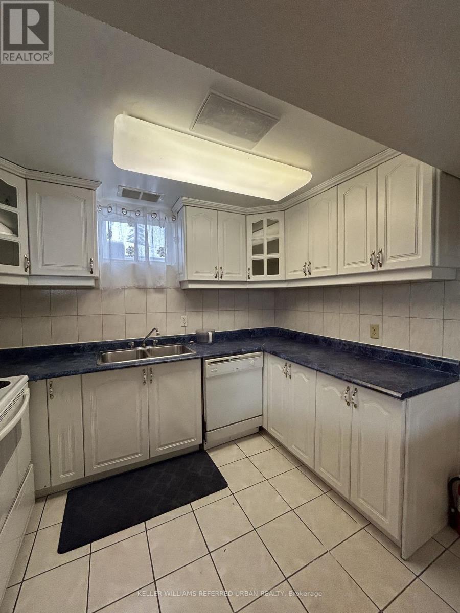 Lower - 8114 Torbram Road, Brampton, Ontario  L6T 4K6 - Photo 6 - W12857446