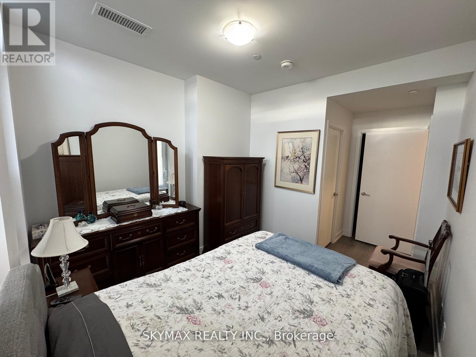 310 - 215 Veterans Drive S, Brampton, Ontario  L7A 5L6 - Photo 16 - W12857448