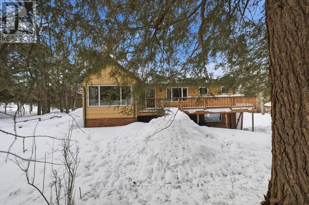 47 Lake Forest Drive, Mcdougall, Ontario  P2A 2W9 - Photo 2 - X12857464