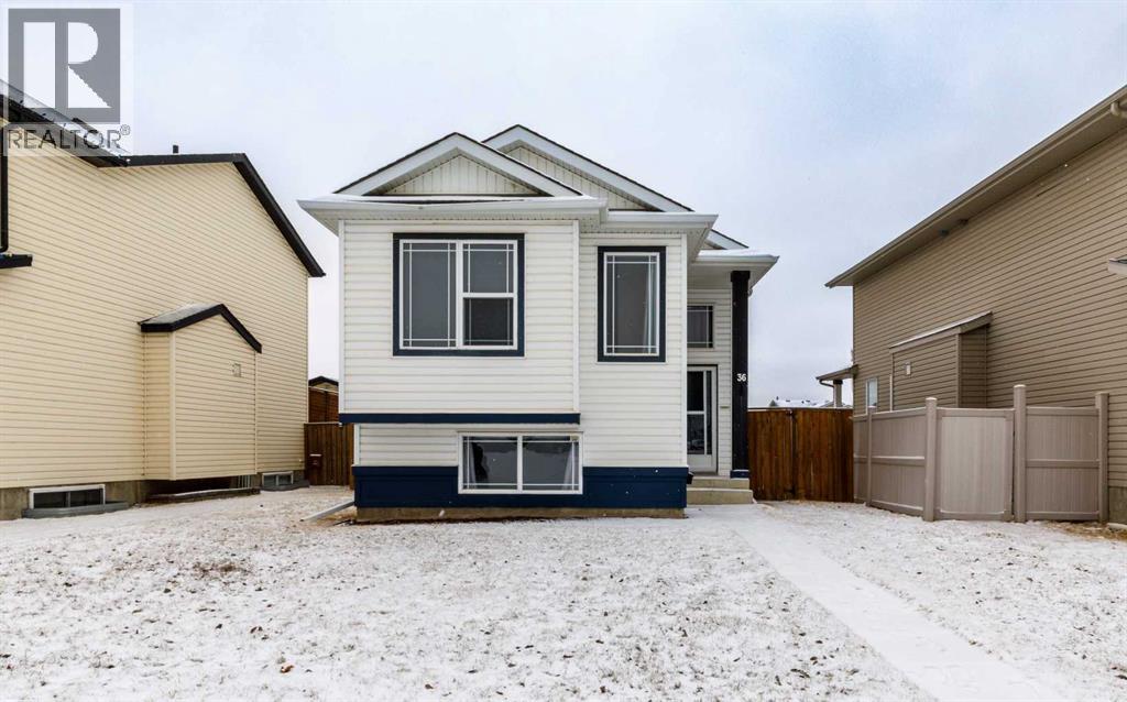 36 Johns Street, Red Deer, Alberta  T4P 4C8 - Photo 1 - A2285563