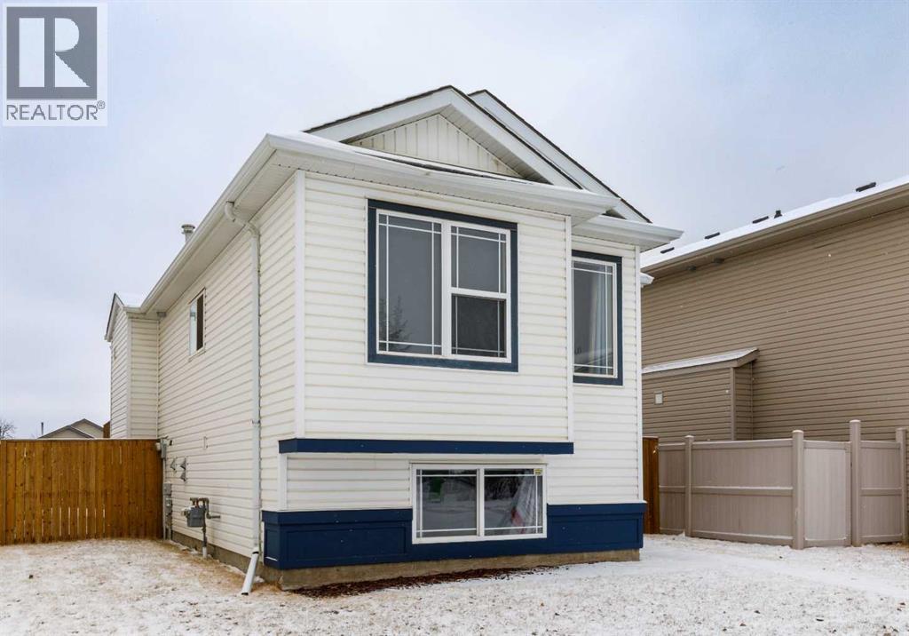 36 Johns Street, Red Deer, Alberta  T4P 4C8 - Photo 2 - A2285563