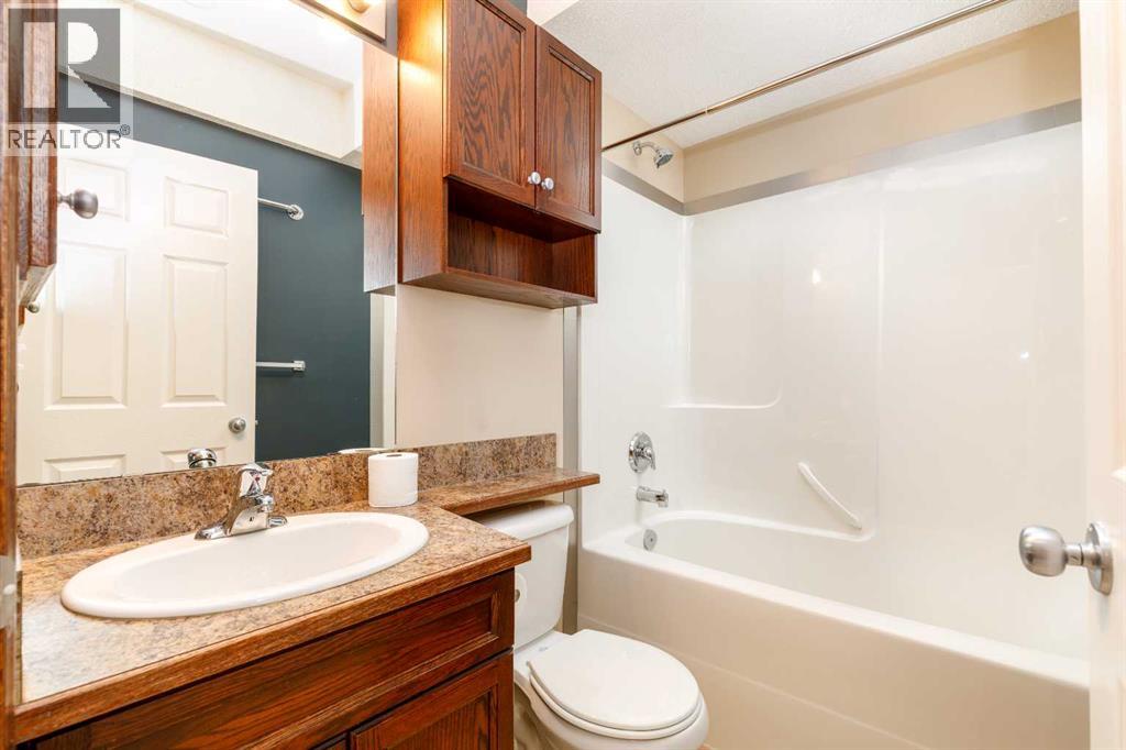 36 Johns Street, Red Deer, Alberta  T4P 4C8 - Photo 16 - A2285563