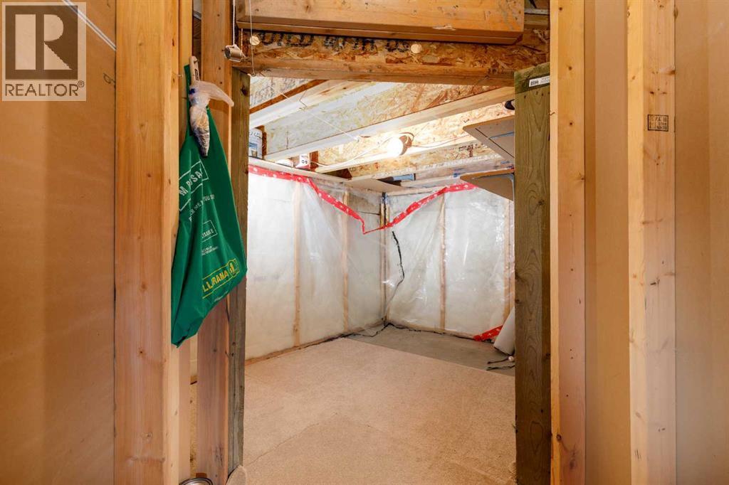 36 Johns Street, Red Deer, Alberta  T4P 4C8 - Photo 12 - A2285563