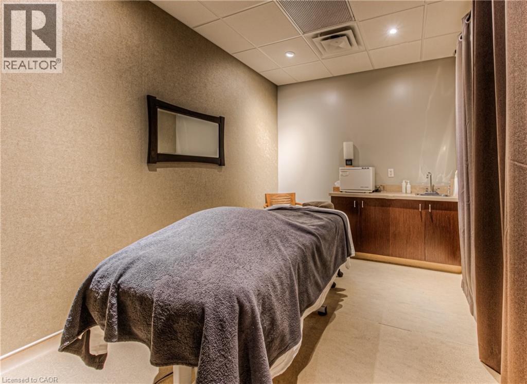 370 University Avenue E Unit# 105, Waterloo, Ontario  N2K 3N2 - Photo 9 - 40768540