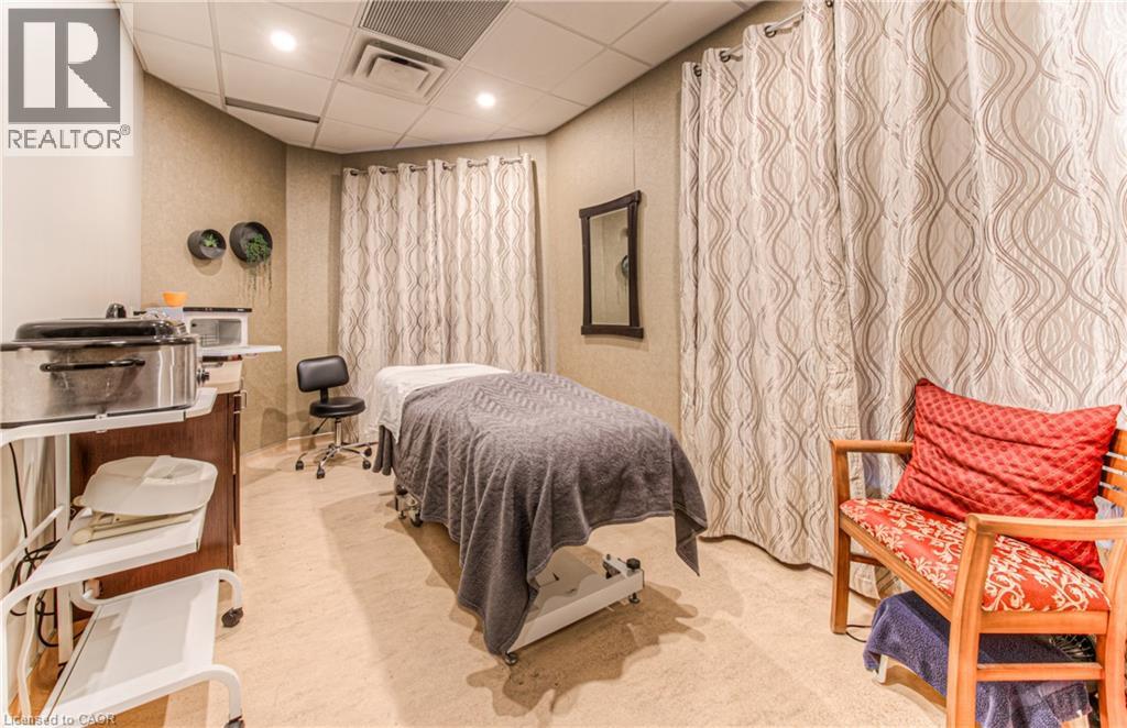 370 University Avenue E Unit# 105, Waterloo, Ontario  N2K 3N2 - Photo 12 - 40768540