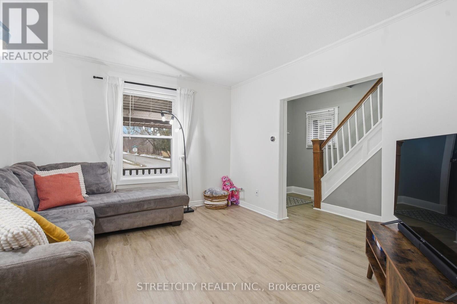 85 Springbank Drive, London South, Ontario  N6J 1E5 - Photo 13 - X12856980