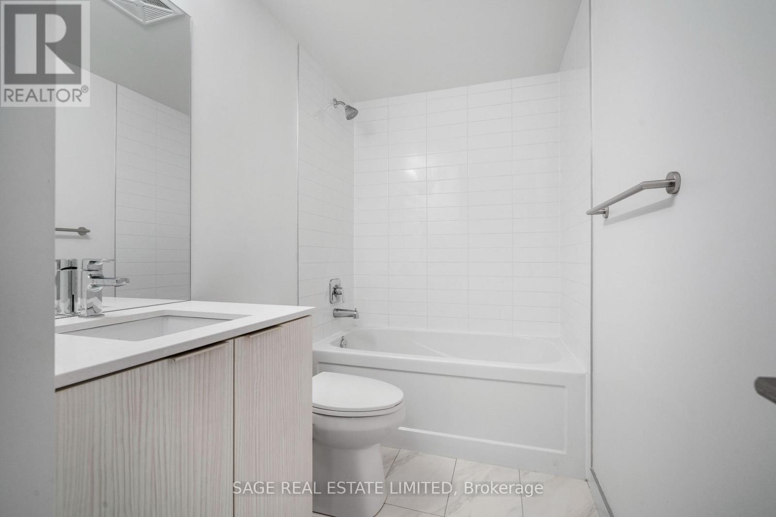 413 - 158 Front Street E, Toronto (Moss Park), Ontario  M5A 0K9 - Photo 11 - C12857460